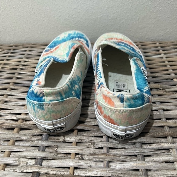 Vans women’s size 6.5 Tie-Dye Slip-On Shoes, casual, canvas sneakers, EUC - Picture 3 of 6